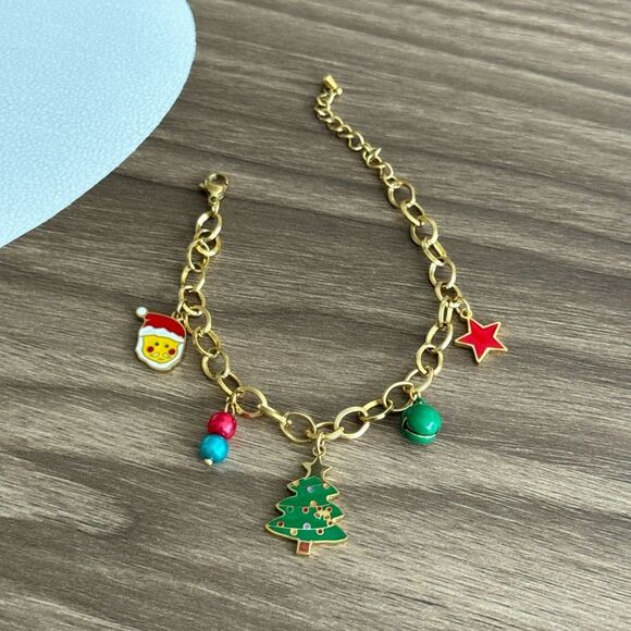 Christmas 🤶 Gold Charm Bracelet Q220 - Picture 3 of 6